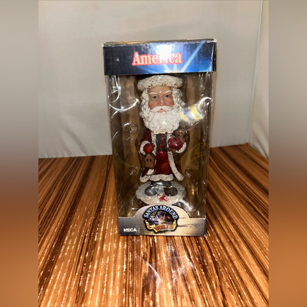 NECA Santas Around The World Bobblehead America Head Knockers - New In Box